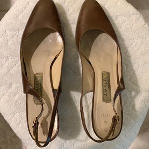 AMALFI Caramel color medium heel, leather sling back 8AA Excellent condition.